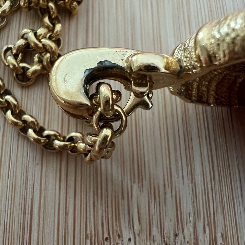 Vintage Burberry Necklace Pendant Pearl Enhancer with Chain Green Enamel Gold - Picture 8 of 13